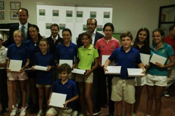 Alborán, Antequera y el Real Club de Sevilla han acogido los Circuitos Juvenil y Benjamín de Andalucía