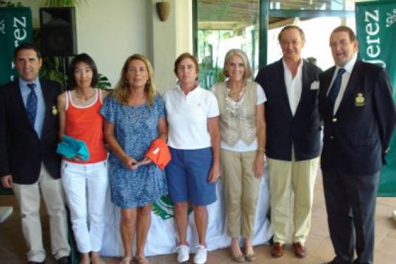 Teresa Torrejón, Blanca Hermana, María Pilar van Dulken y Jun Mori, ganadoras de la Final Circuito Internacional Femenino