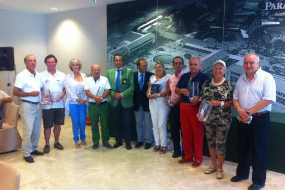 Brigitte Nitschke, Enrique Flores y Antonio Aguilera, vencedores de sus categorías en el Circuito Seniors de Andalucía