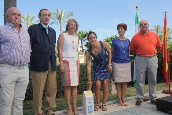 El Ayuntamiento de Marbella homenajea a Azahara Muñoz