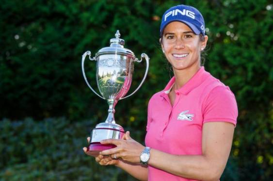 Azahara Muñoz revalida título en el Lacoste Ladies Open de Francia