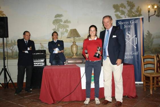 José Mateo y Teresa Toscano, ganadores del Puntuable Andaluz en Sherry Golf Jerez