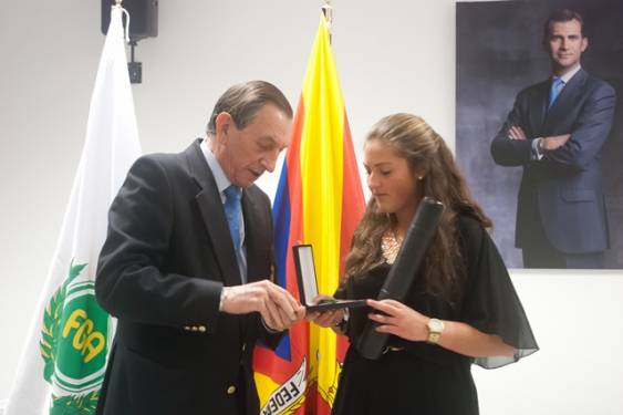 La Real Federación Andaluza de Golf entrega la Medalla al Mérito a María Parra y Joaquín López Aulestia y homenajea a sus deportistas