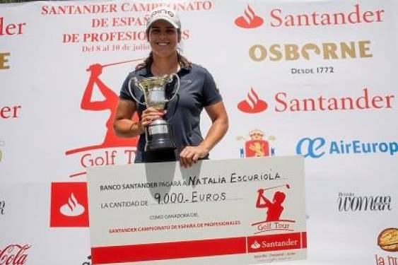 Natalia Escuriola, campeona de España Profesional a lo grande