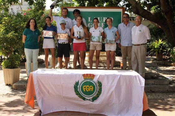 Casto Gómez y Sara Navarro, ganadores del Puntuable de Málaga en Lauro Golf