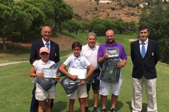 Alberto Baños, ganador del Puntuable Andaluz de Pitch and Putt en Benalmádena Golf