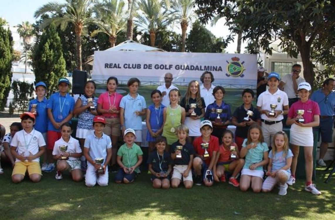 Los más pequeños disfrutan de una nueva jornada de golf en Villa Nueva, Almerimar y Guadalmina