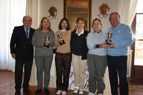 Blanca Hermana, Tere Torrejón y Jun Mori, Campeonas por tercer año consecutivo en el Interclubs Femenino de Andalucía en San Roque Club