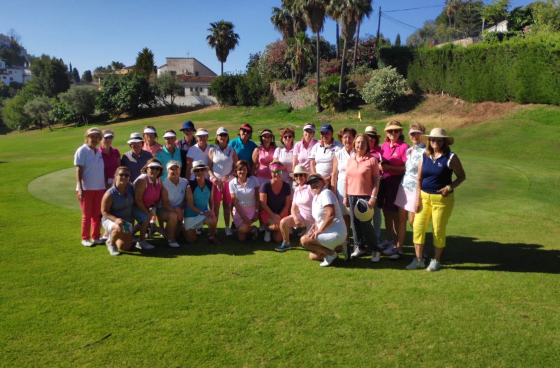 Los campos de golf andaluces celebran el Día de la Mujer Golfista