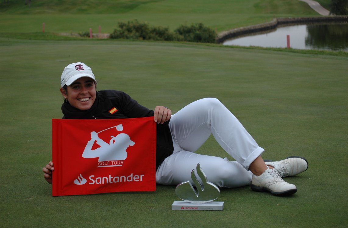 Ana Peláez, campeona a lo grande del Santander Golf Tour Madrid